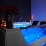 公寓 Relax Jacuzzi 克拉科夫