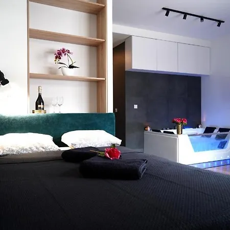 Apartment Relax Jacuzzi *